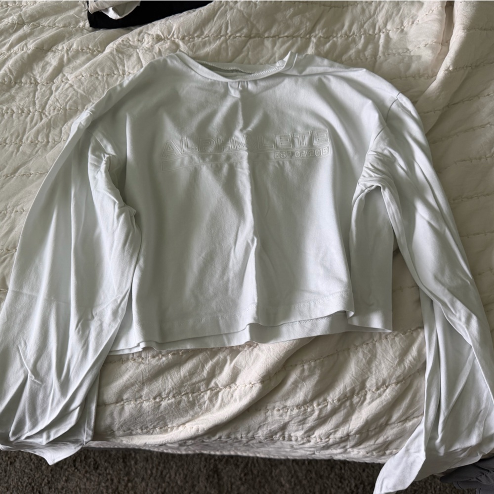 Alphalete top